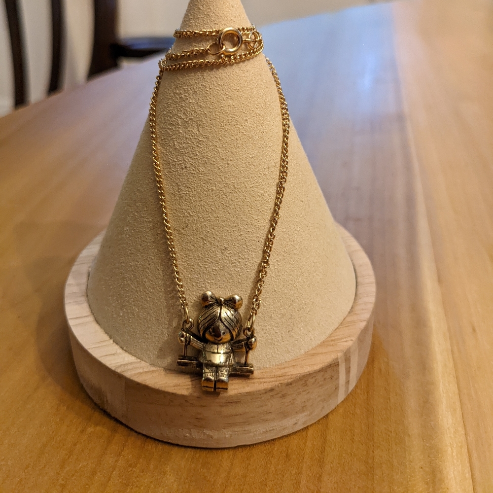 Avon Vintage Necklace Little Girl On a Swing. Super cute!